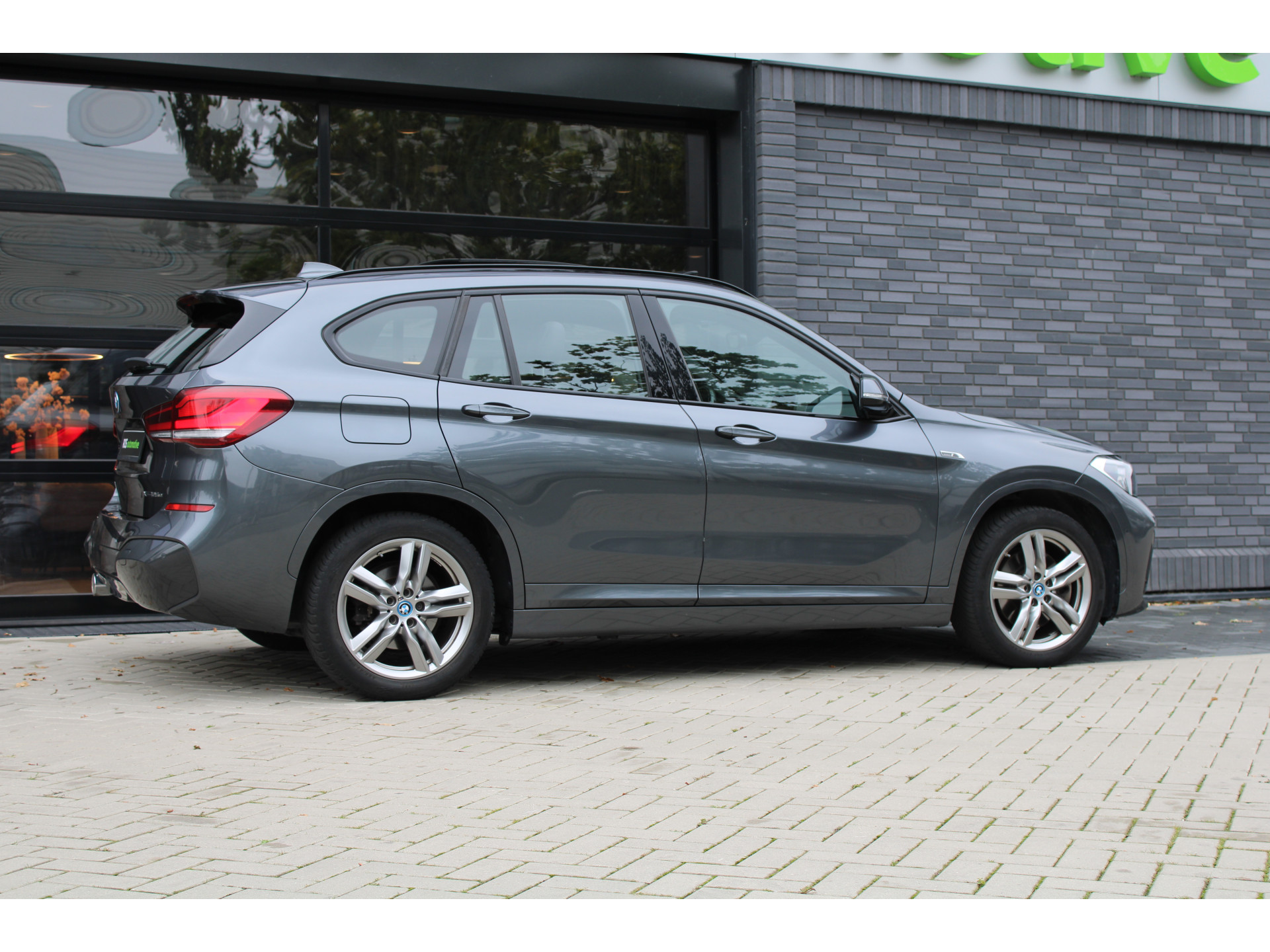 BMW X1 xDrive25e High Executive M-SPORT 47939704-9.jpg | ROS Automotive