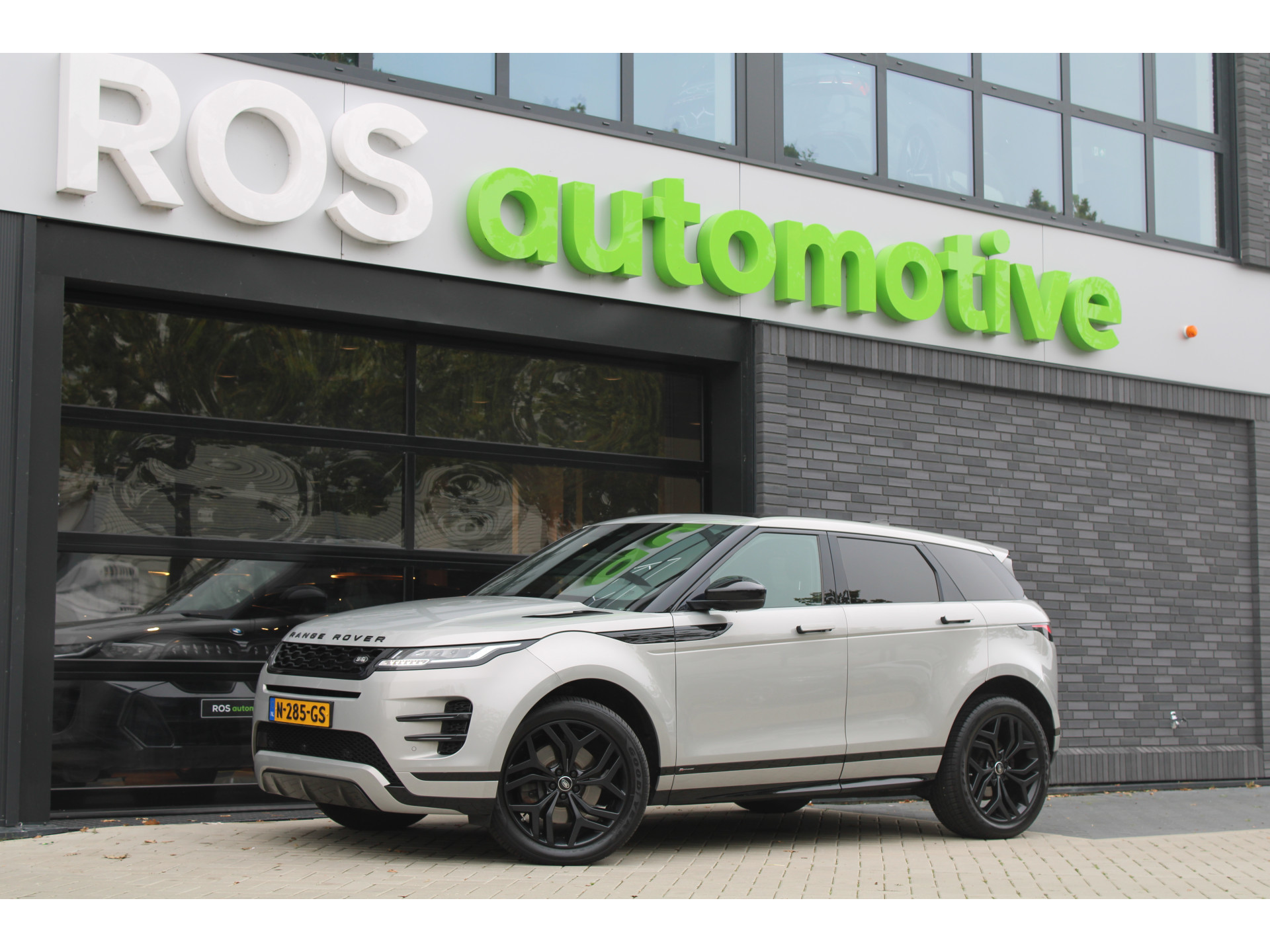 Land Rover Range Rover Evoque 2.0 D180 AWD R-Dynamic S 47993913-0.jpg | ROS Automotive