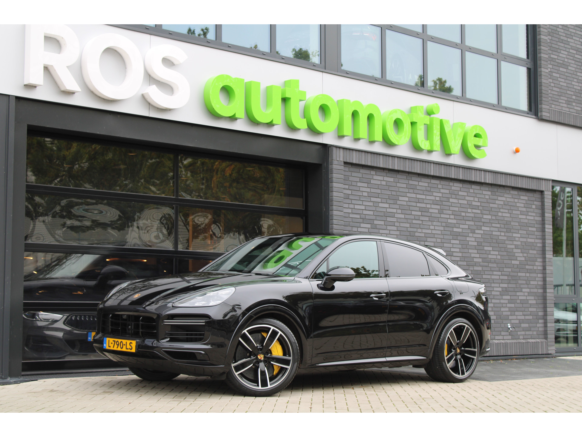 Porsche Cayenne Coupé 4.0 Turbo S E-Hybrid 48169095-0.jpg | ROS Automotive