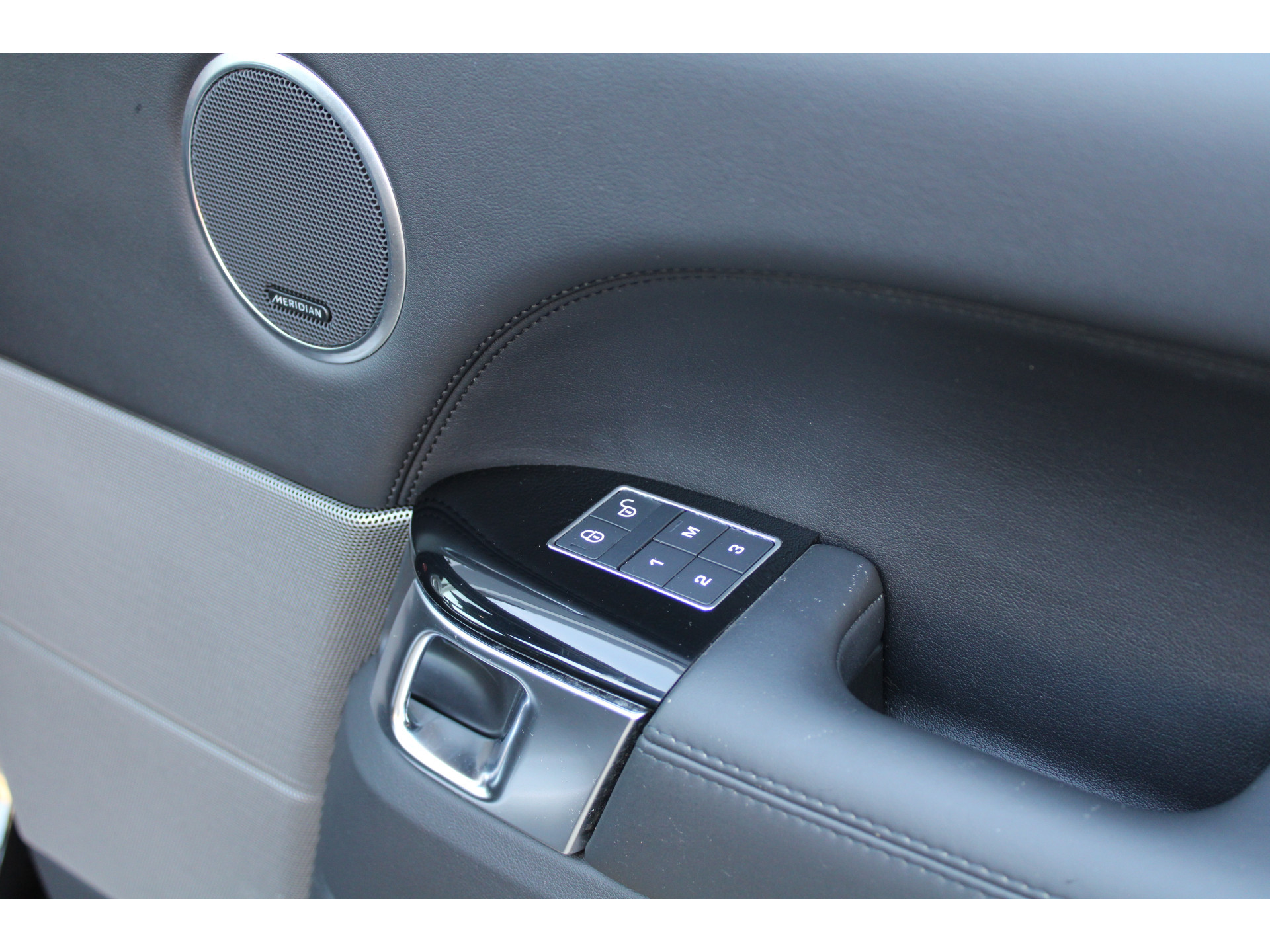Land Rover Range Rover Sport 3.0 SDV6 HSE Dynamic 48296650-20.jpg | ROS Automotive
