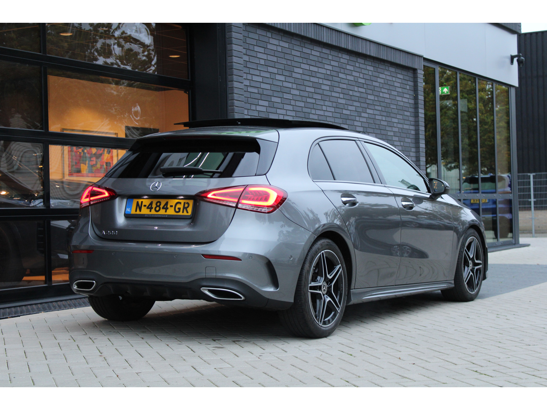 Mercedes-Benz A-Klasse 200 Business Solution AMG 48327659-13.jpg | ROS Automotive
