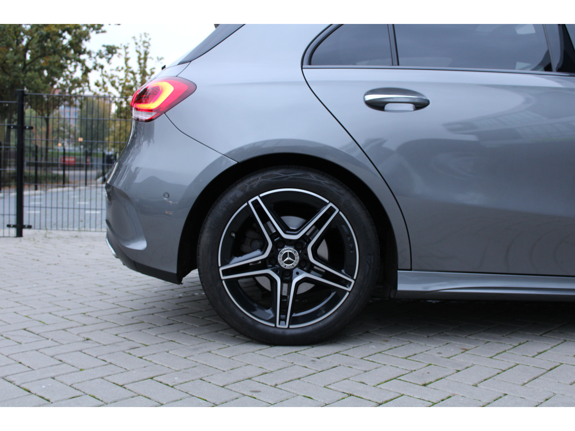 Mercedes-Benz A-Klasse 200 Business Solution AMG 48327659-19.jpg | ROS Automotive