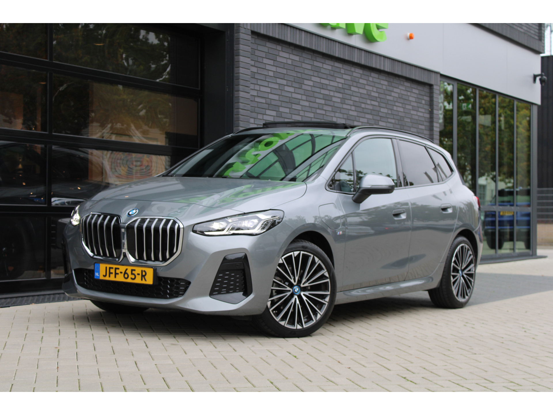 BMW 2 Serie Active Tourer 225e xDrive 48327858-3.jpg | ROS Automotive