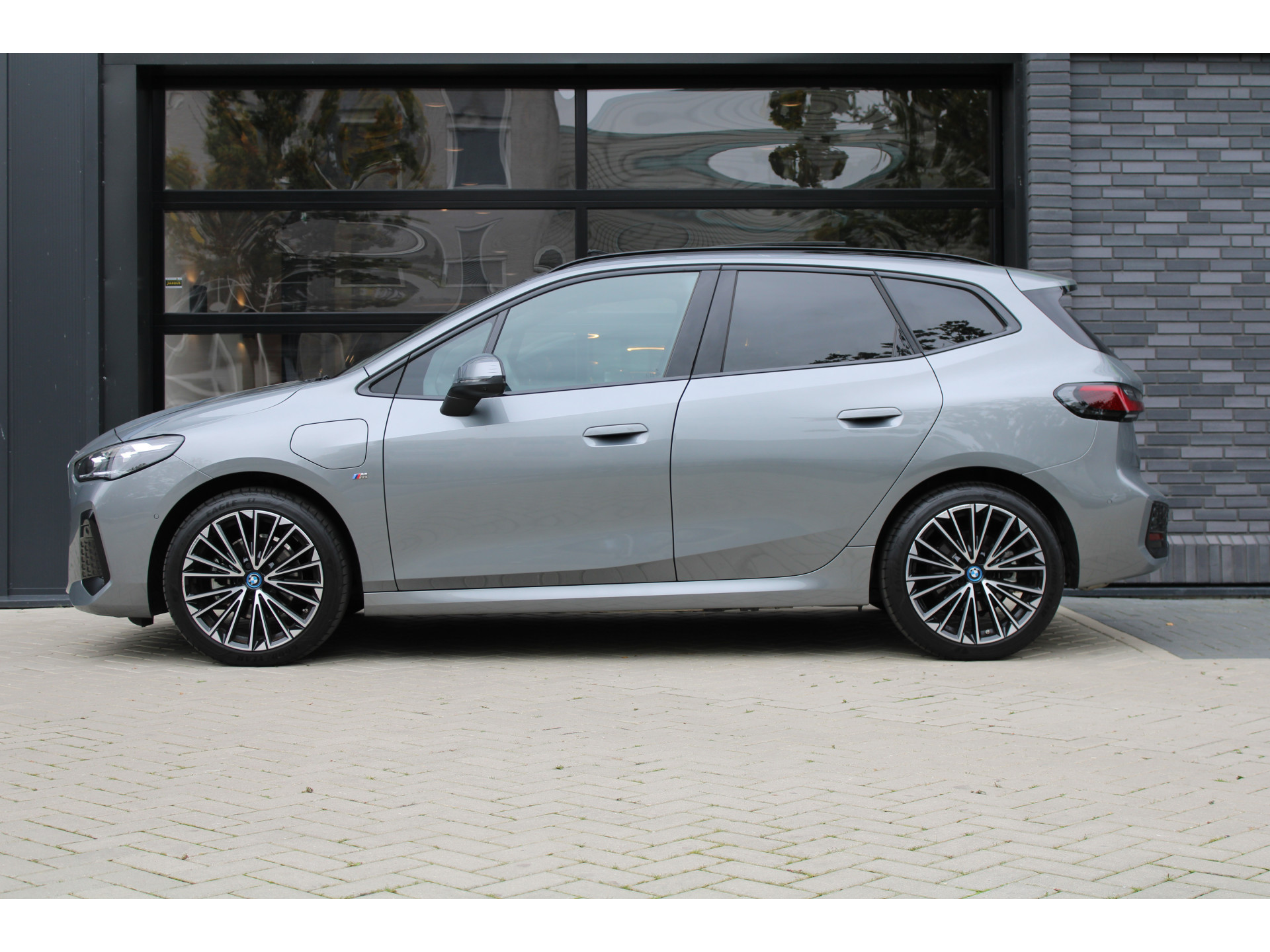BMW 2 Serie Active Tourer 225e xDrive 48327858-7.jpg | ROS Automotive