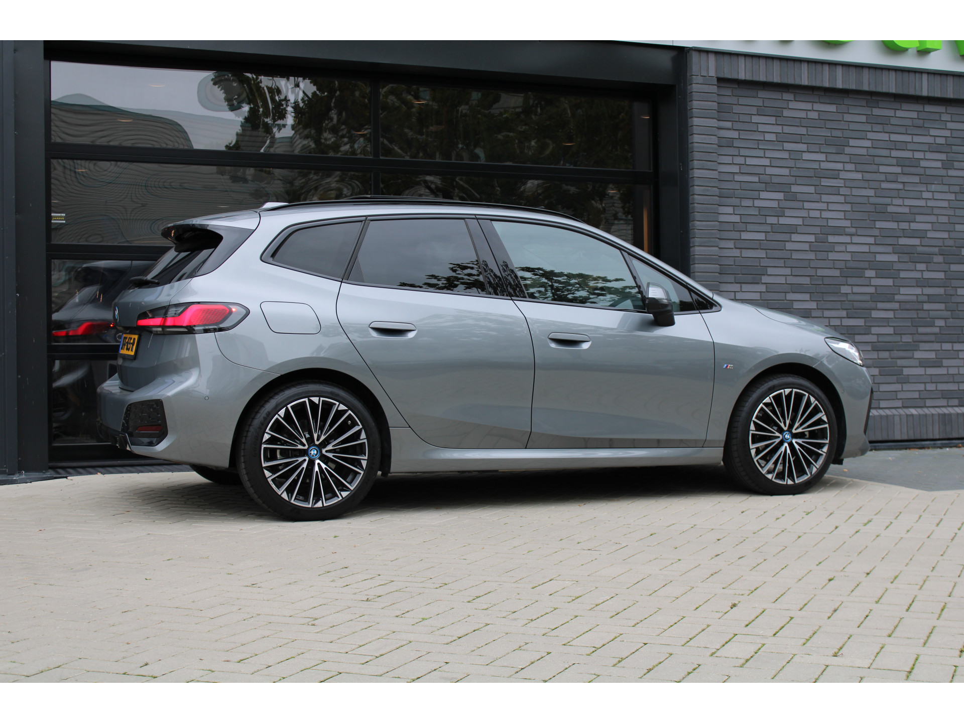 BMW 2 Serie Active Tourer 225e xDrive 48327858-9.jpg | ROS Automotive