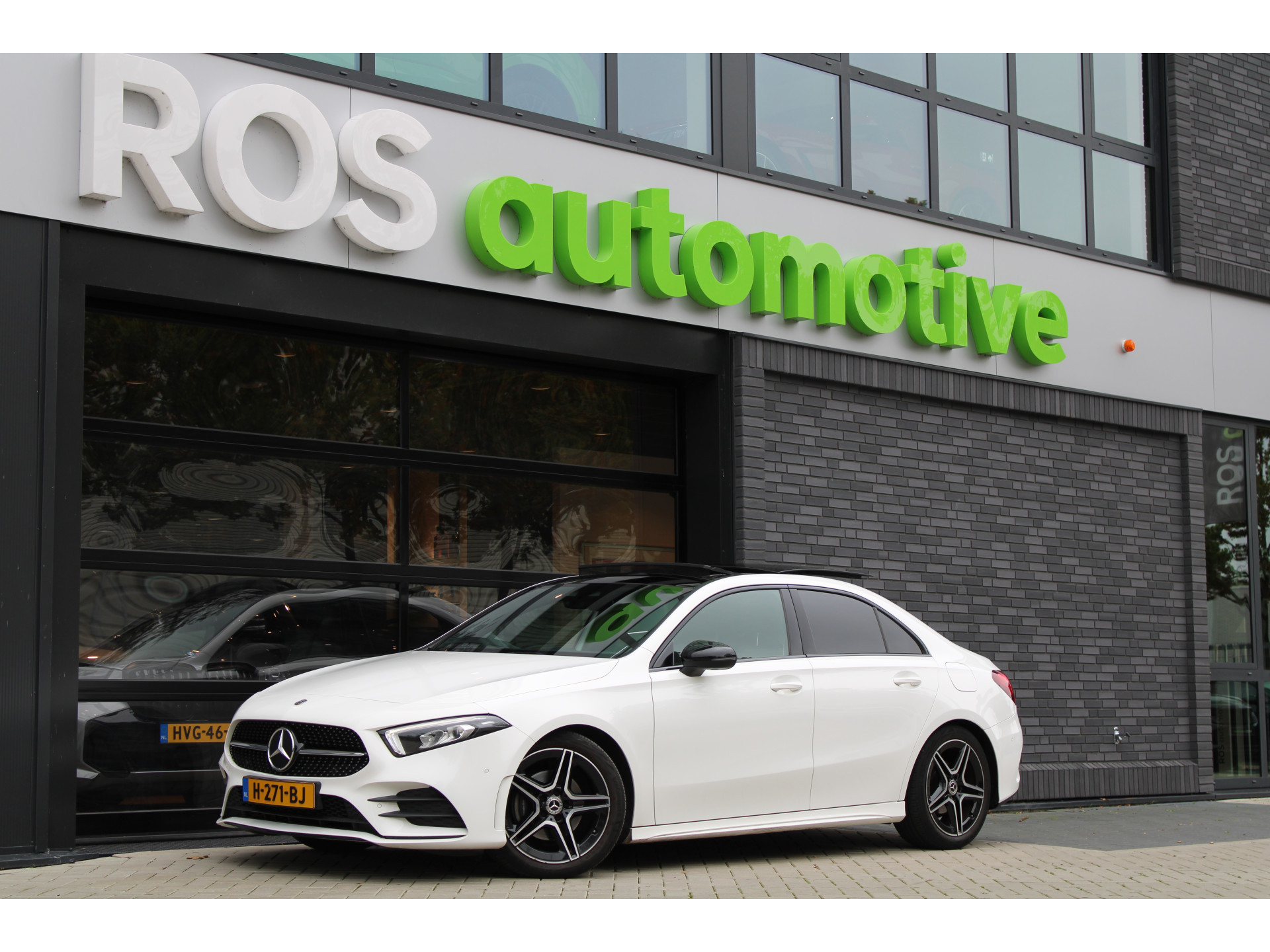 Mercedes-Benz A-Klasse 180 Business Solution AMG 48369799-0.jpg | ROS Automotive