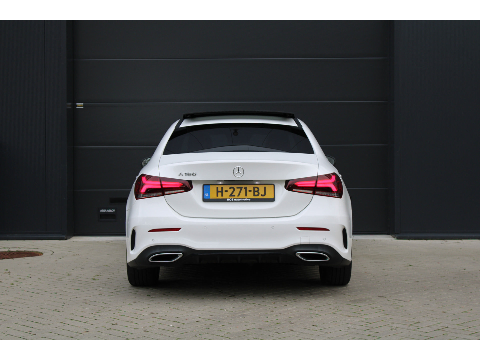 Mercedes-Benz A-Klasse 180 Business Solution AMG 48369799-10.jpg | ROS Automotive