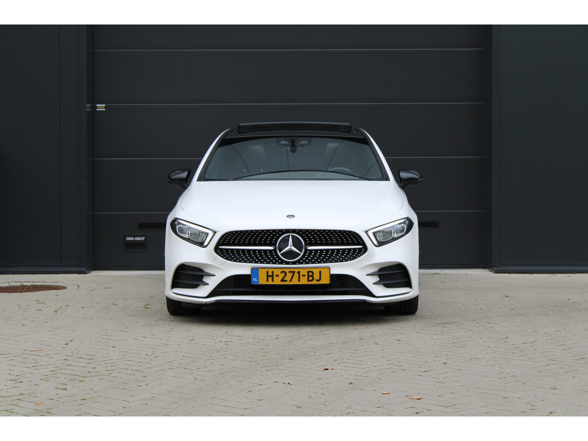 Mercedes-Benz A-Klasse 180 Business Solution AMG 48369799-9.jpg | ROS Automotive