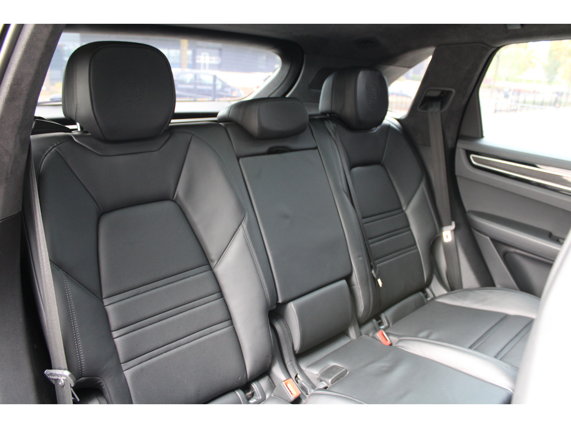Porsche Cayenne 4.0 Turbo 48536199-51.jpg | ROS Automotive