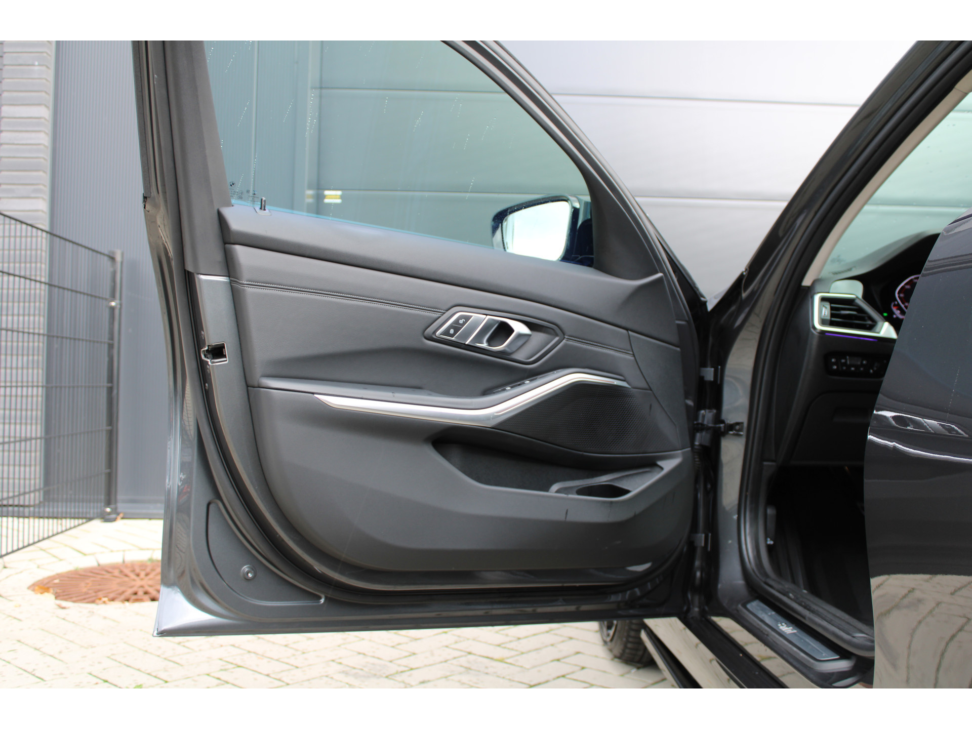 BMW 3-serie 320i Executive Edition 48536514-21.jpg | ROS Automotive