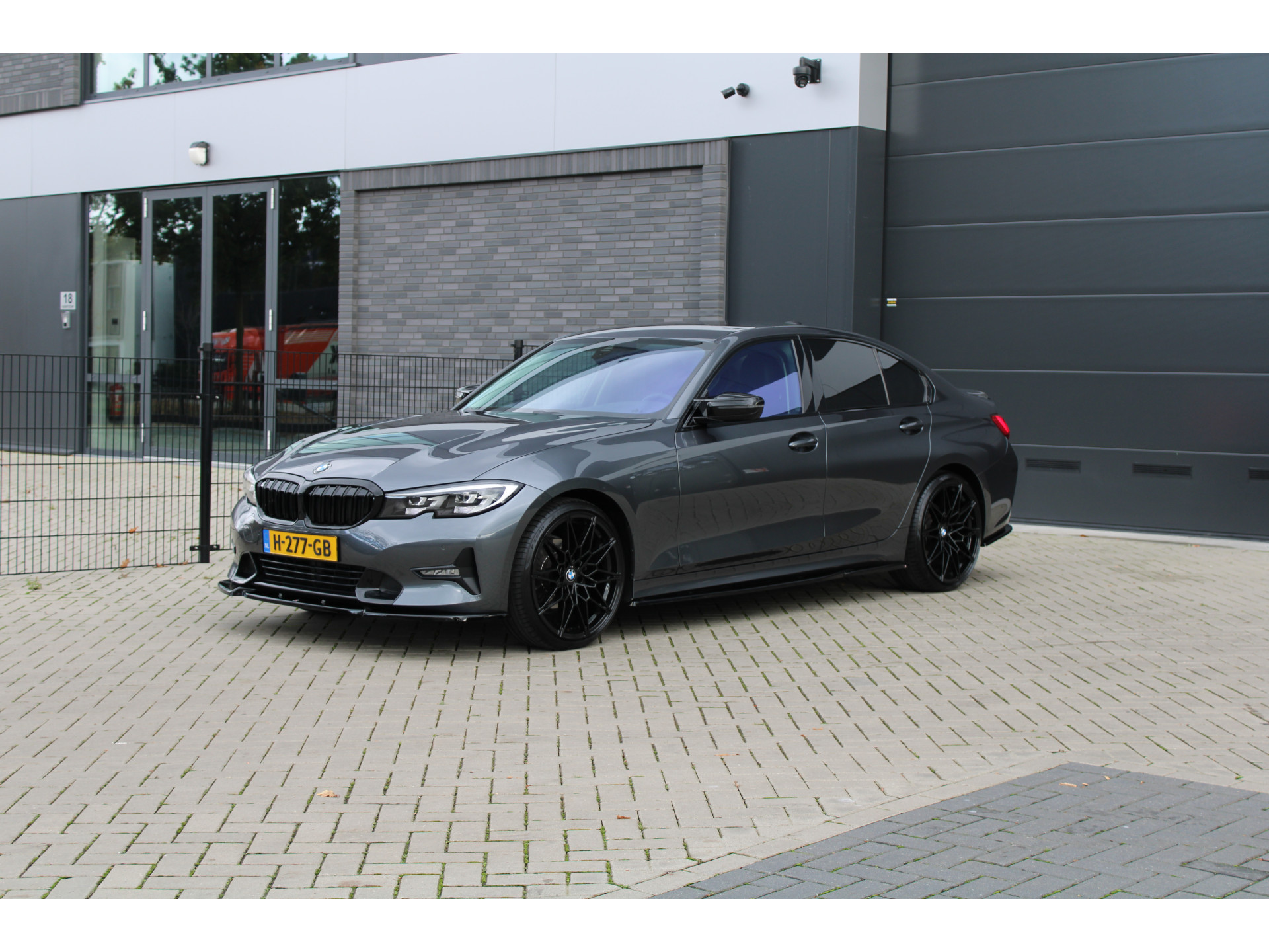 BMW 3-serie 320i Executive Edition 48536514-50.jpg | ROS Automotive