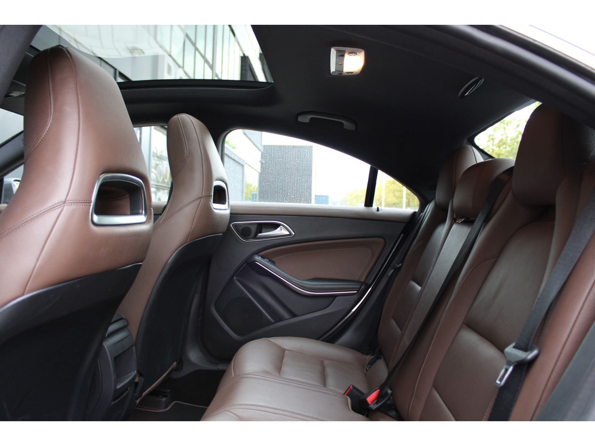 Mercedes-Benz CLA-Klasse 180 Ambition 48547670-28.jpg | ROS Automotive