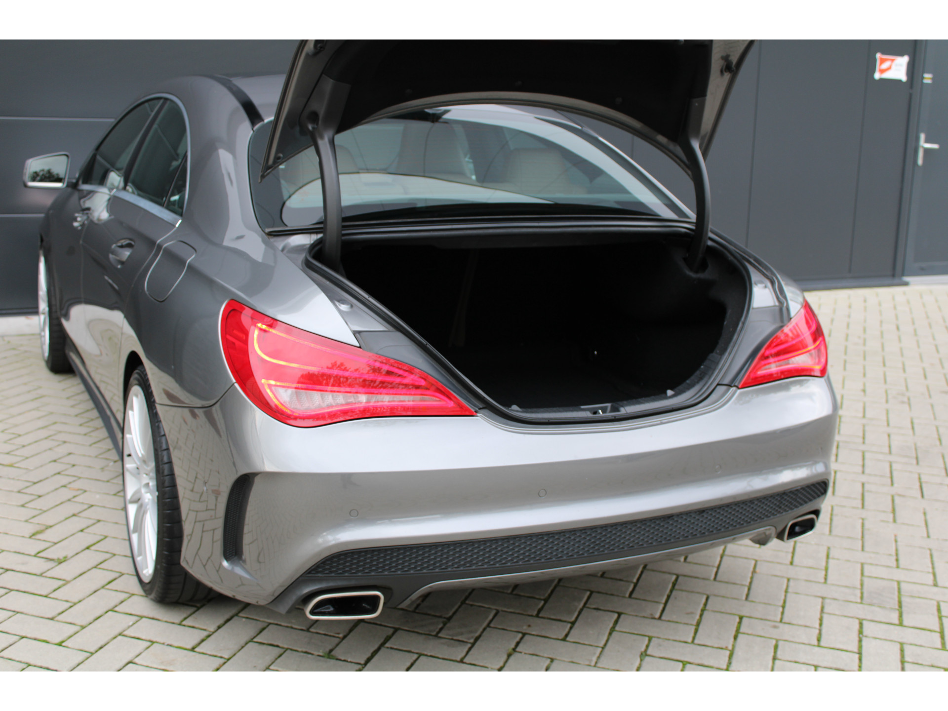 Mercedes-Benz CLA-Klasse 180 Ambition 48547670-31.jpg | ROS Automotive