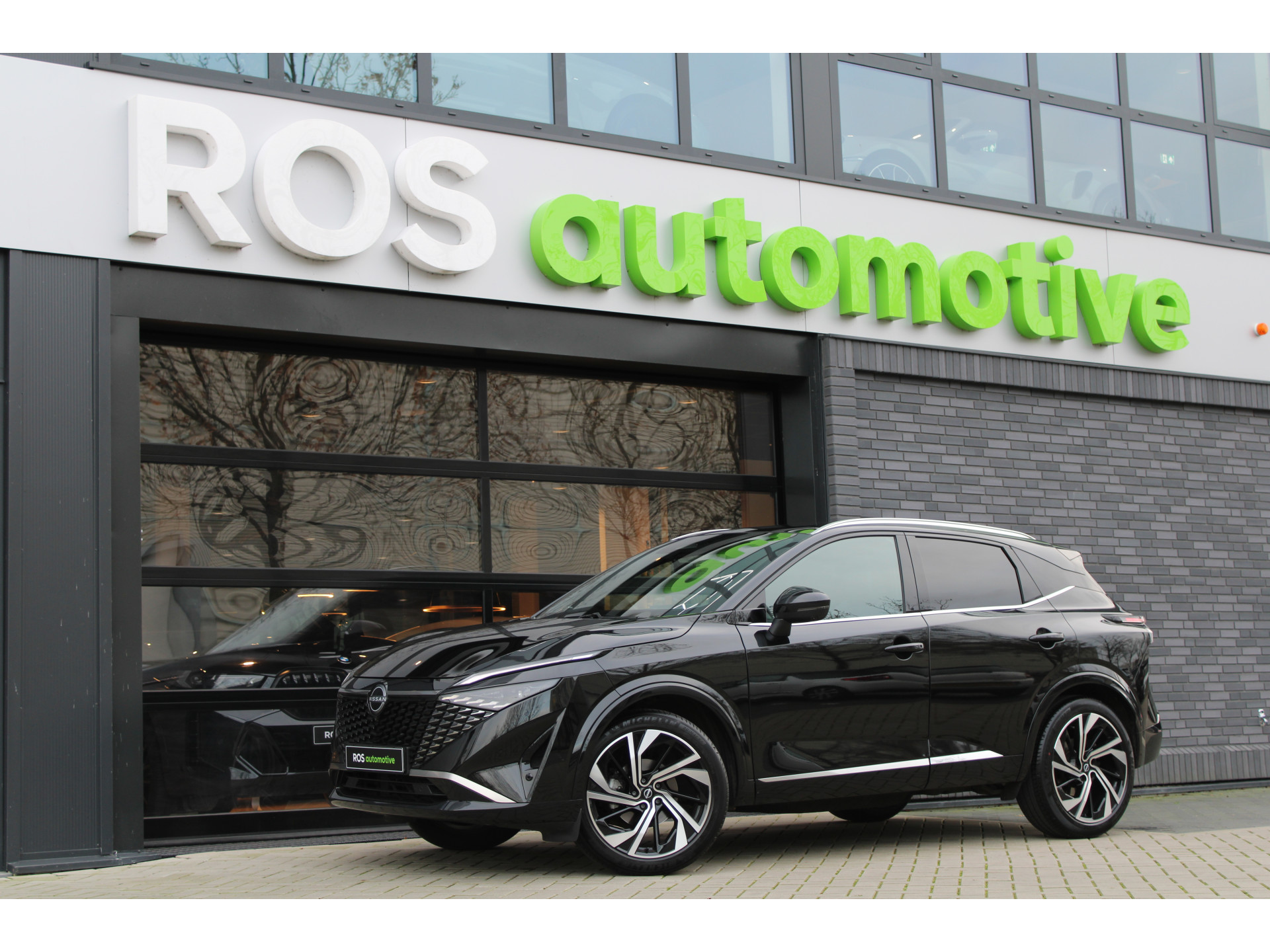 Nissan QASHQAI 1.3 MHEV Xtronic Tekna Plus 49955232-0.jpg | ROS Automotive