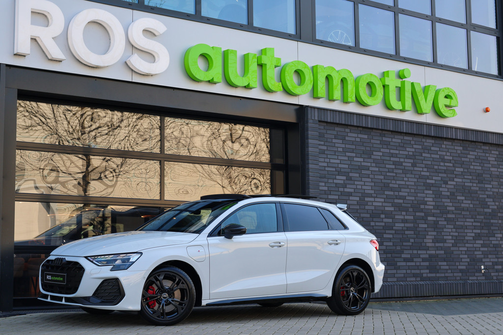 Audi A3 Sportback 45 TFSI e S edition Competition 51735604-0.jpg | ROS Automotive
