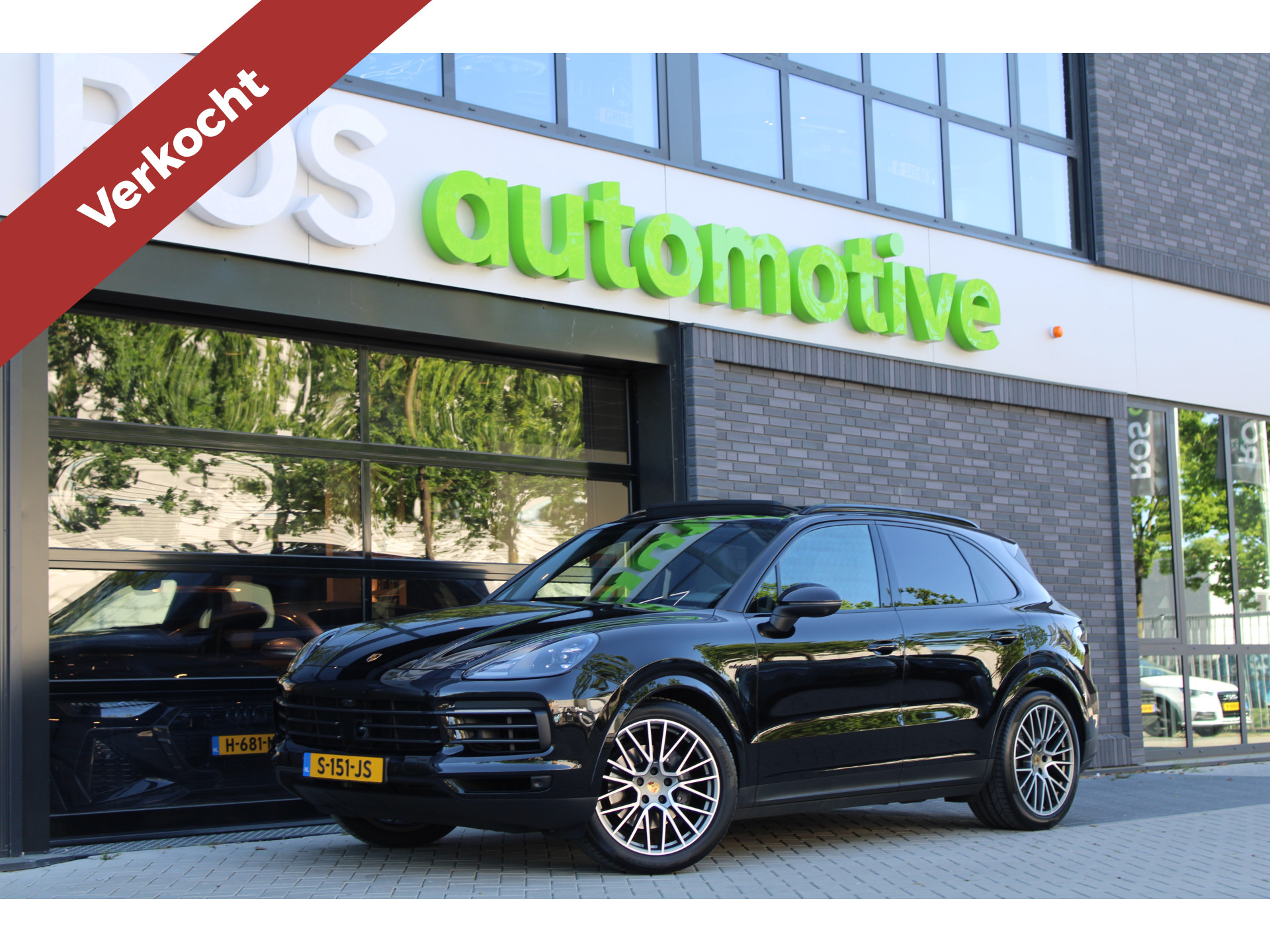 Porsche Cayenne 3.0 E-Hybrid Platinum Edition 44932437-0.jpg | ROS Automotive